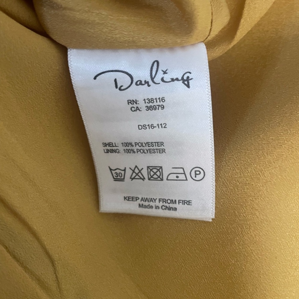 Unique shift dress. - Picture 7 of 7